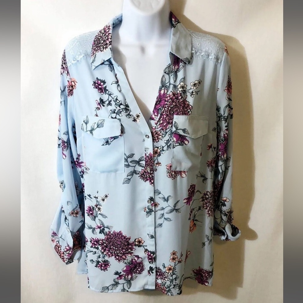 Candies blue floral print lace blouse
